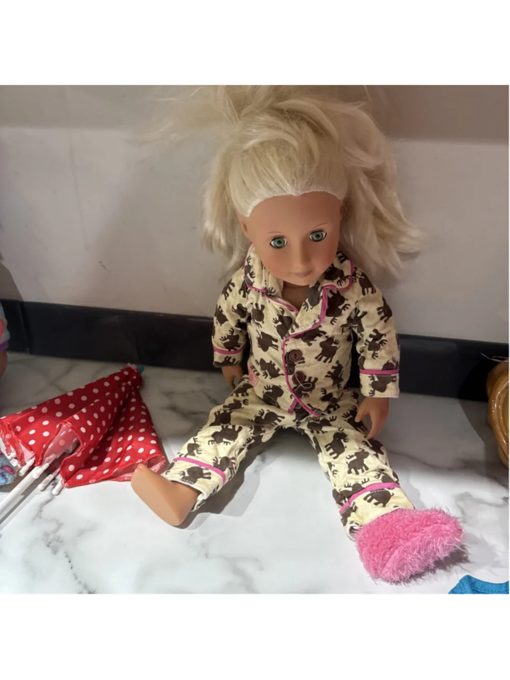 HUGE Lot Of Our Generation 18” Doll With Accessories Shoes Clothes Carrying Case